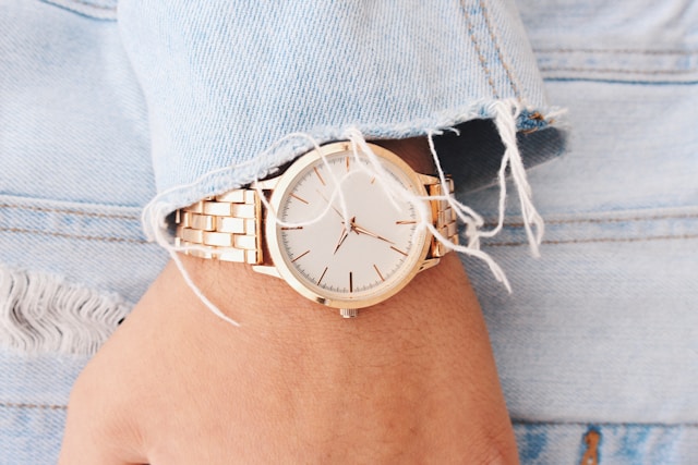 WATCH